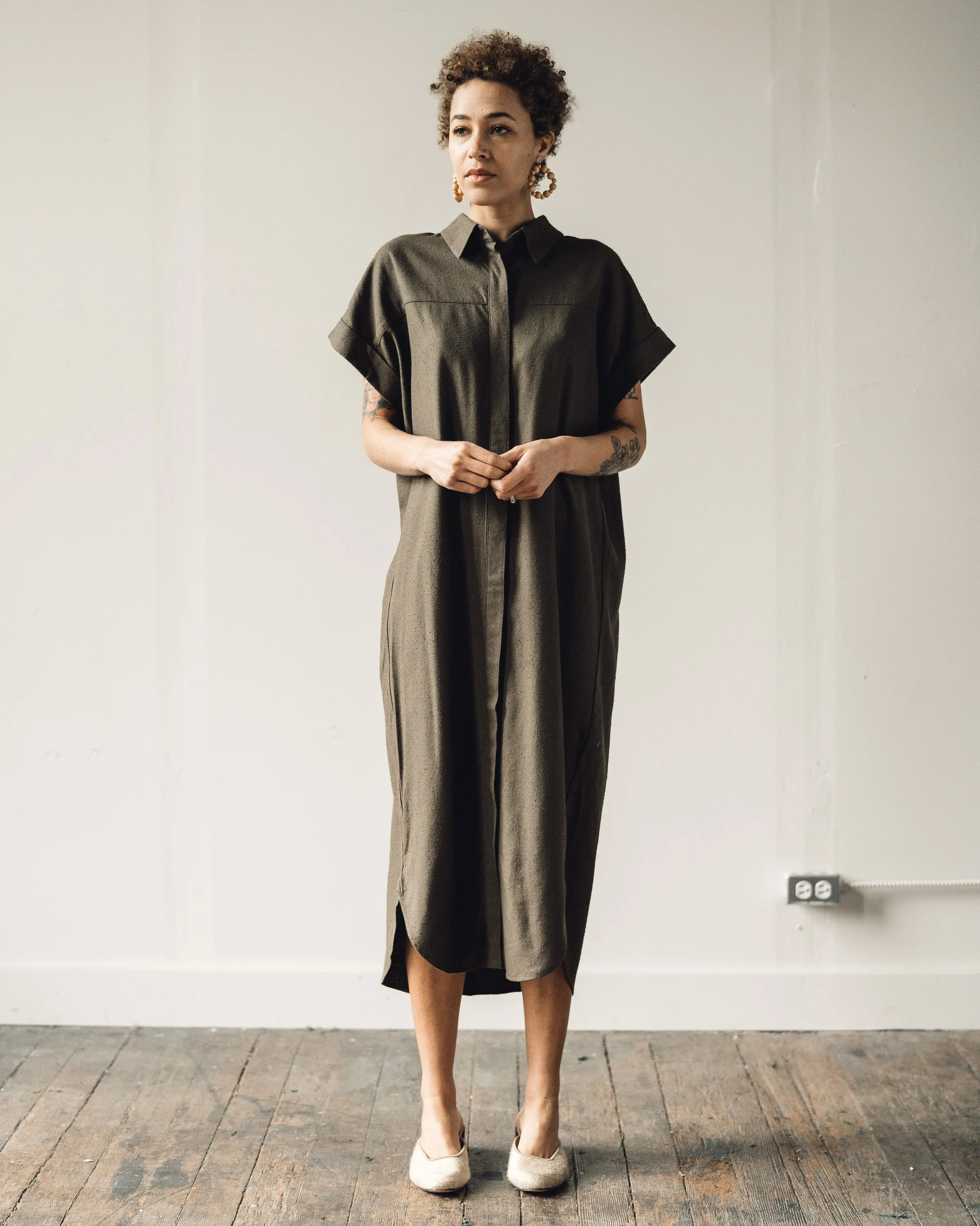 7115 Signature Maxi Shirtdress, Olive