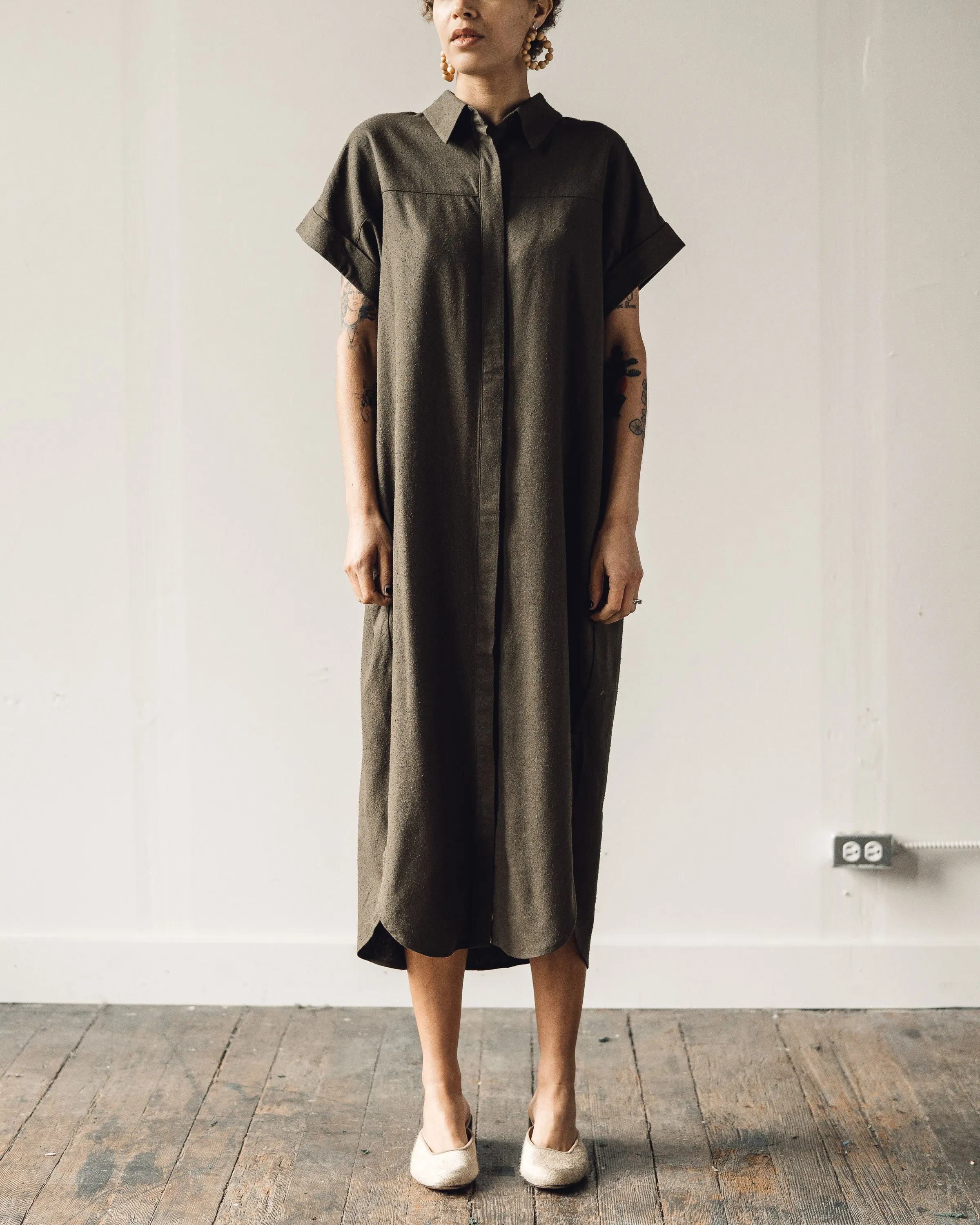 7115 Signature Maxi Shirtdress, Olive