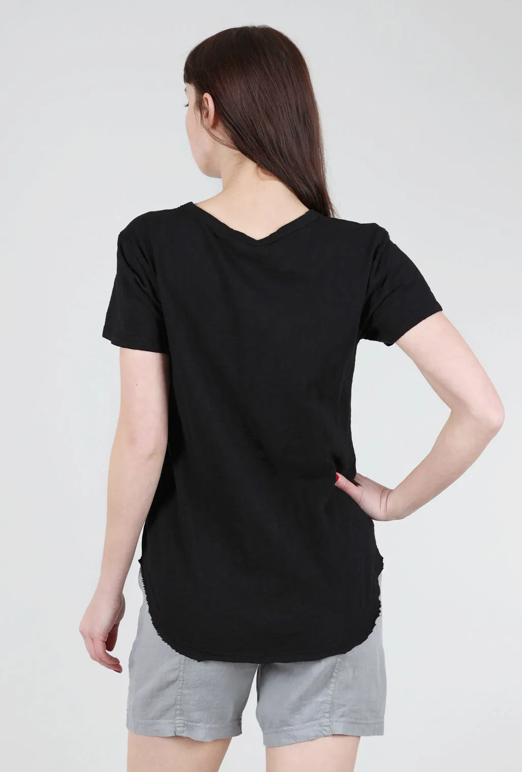 Crewneck Curve Hem Tee, Black