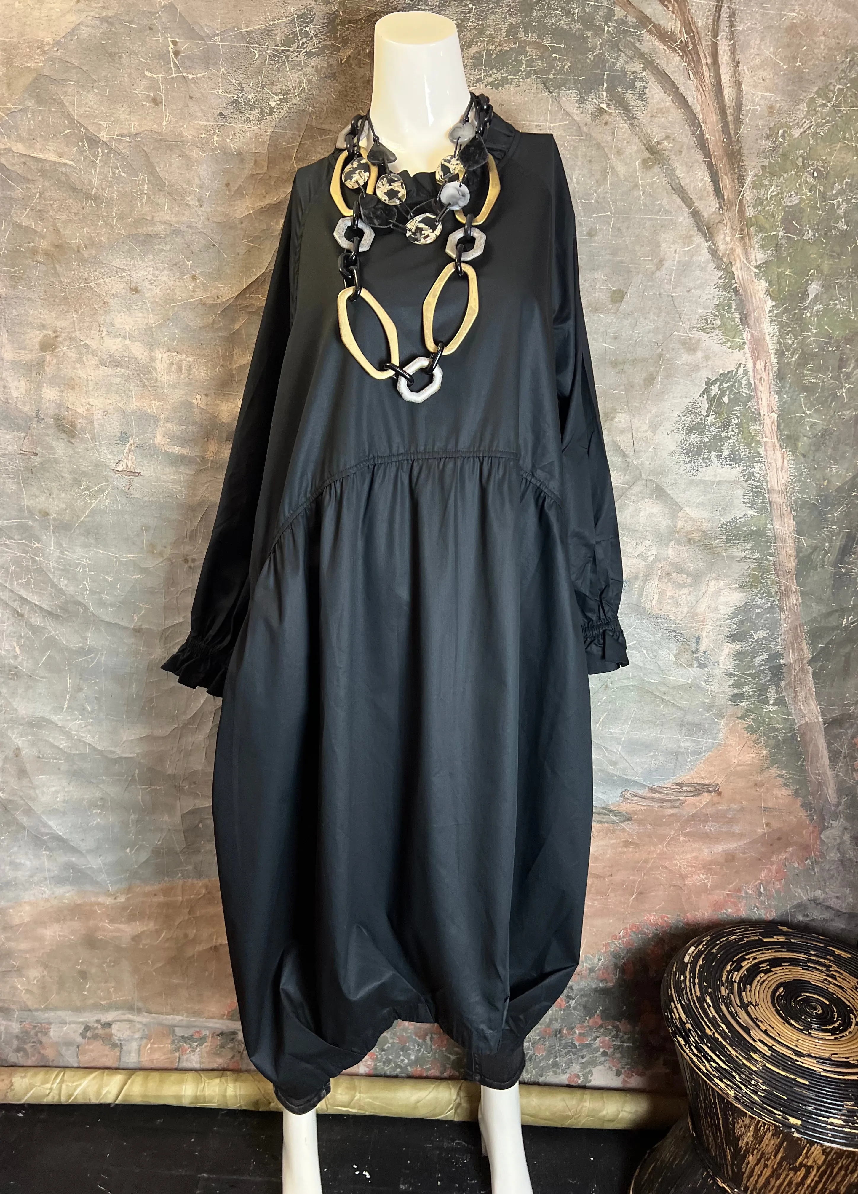 FT1387 Poplin Detail Dress-Black