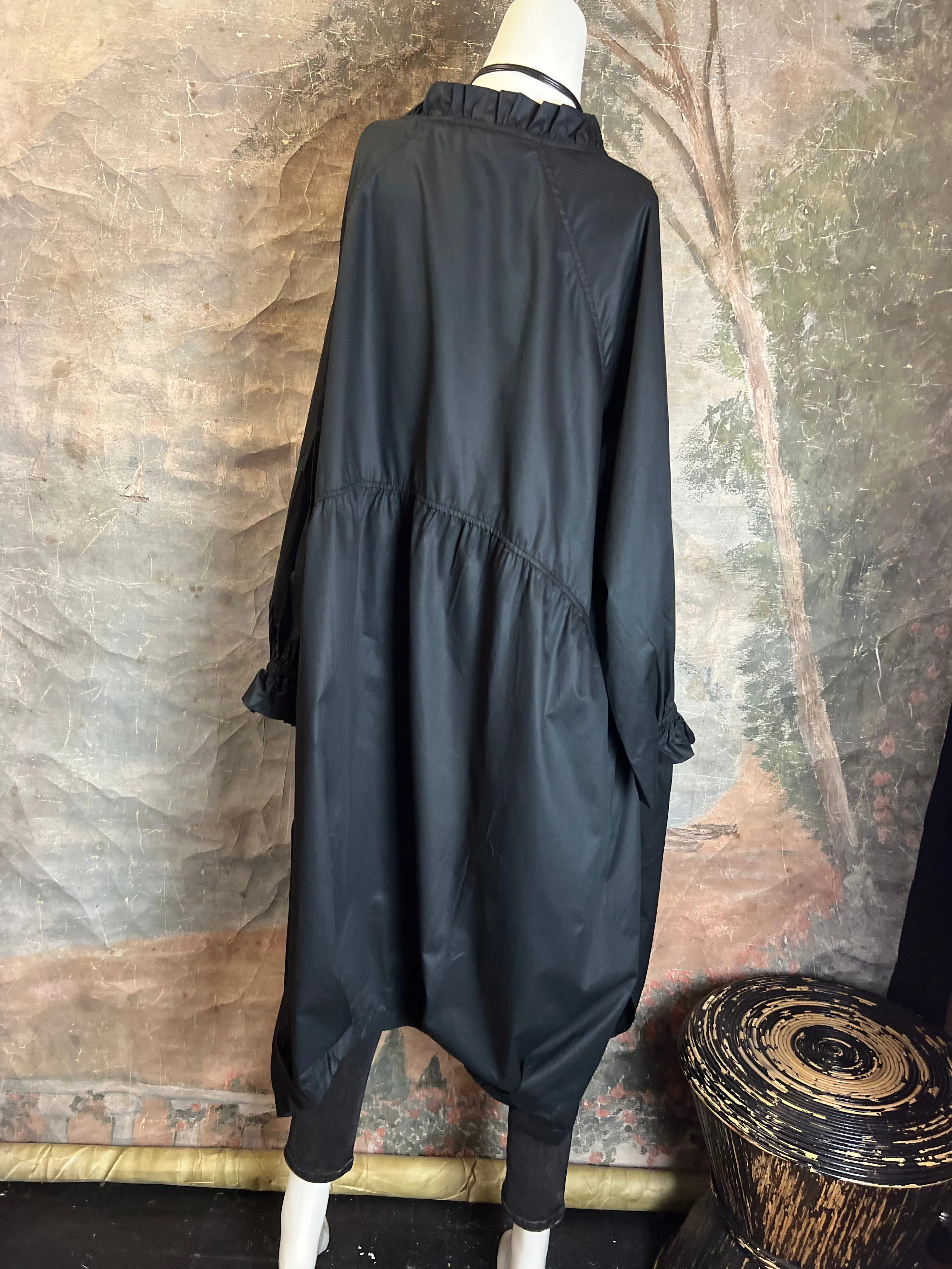 FT1387 Poplin Detail Dress-Black